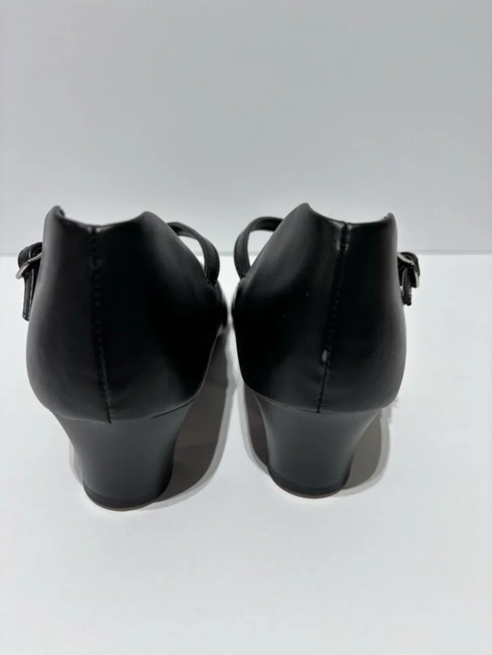 Capezio Women’s Tap Jr Footlight Tap Shoes Black, Size 10 W